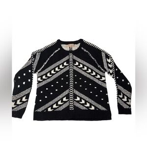 Philosophy Black & White
Geometric Chunky Knit SWEATER
Women Small